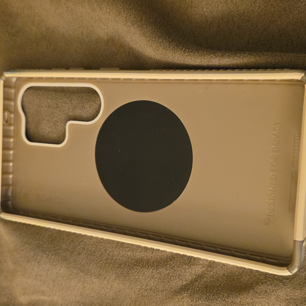 Speck Cream Textured Phone Case - Picture 3 of 3